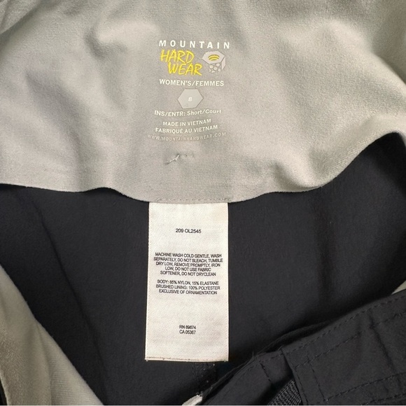 Mountain Hardware Women’s Size 8 Black Convertible Utility Jogger Pant - Picture 11 of 11